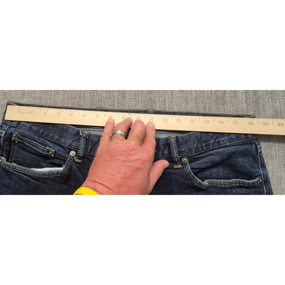 GAP Athletic Stretch men's dark wash denim blue jeans 38x30 Cotton stretch - Picture 7 of 15